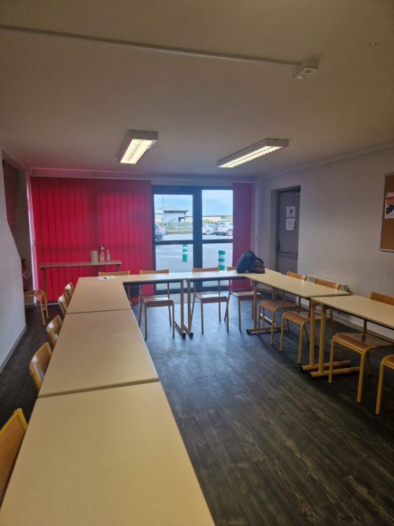 Sud Est de Caen – A LOUER – environ 310 m² de Bureaux aménagés