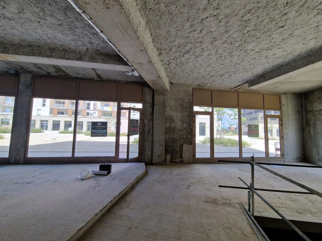 A louer Fleury Sur Orne – Local commercial neuf avec Réserve 158.10 m²