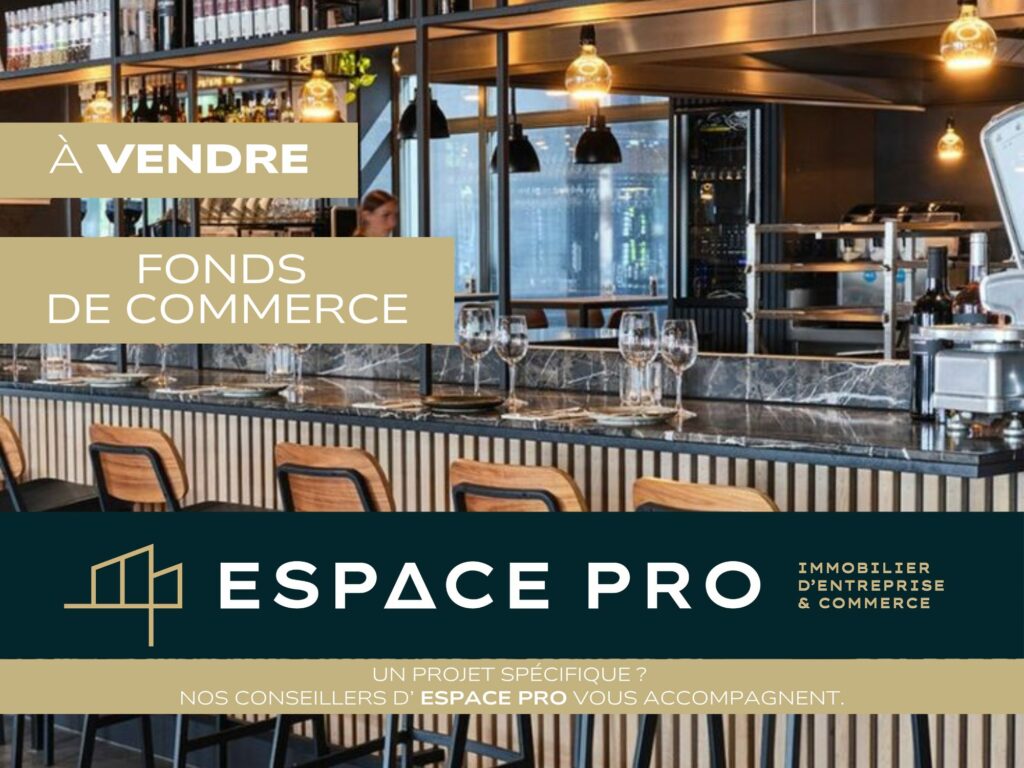 À VENDRE – BAR EN EMPLACEMENT N°1 À TROUVILLE-SUR-MER – BELLE TERRASSE – FORT POTENTIEL DE DÉVELOPPEMENT