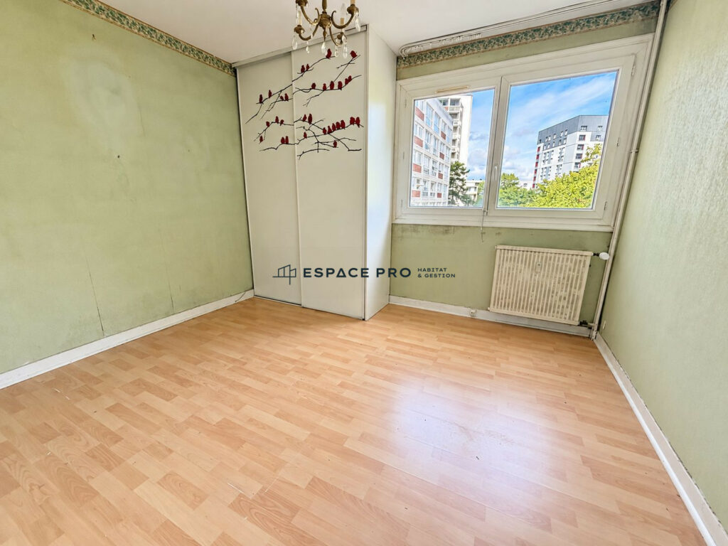 APPARTEMENT A RENOVER